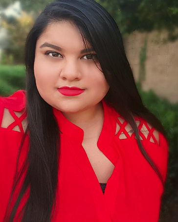 Phot-of-playwright-tara-moses-dressed-in-red